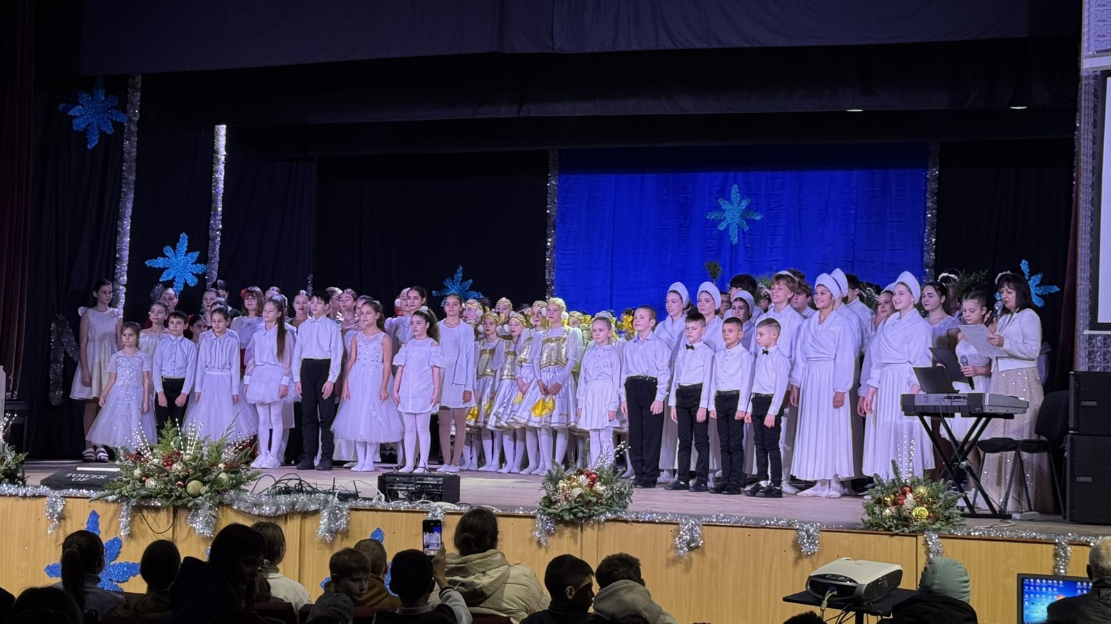 «Свет Вифлеемской звезды»- большой рождественский концерт прошел сегодня в РДК Слободзеи